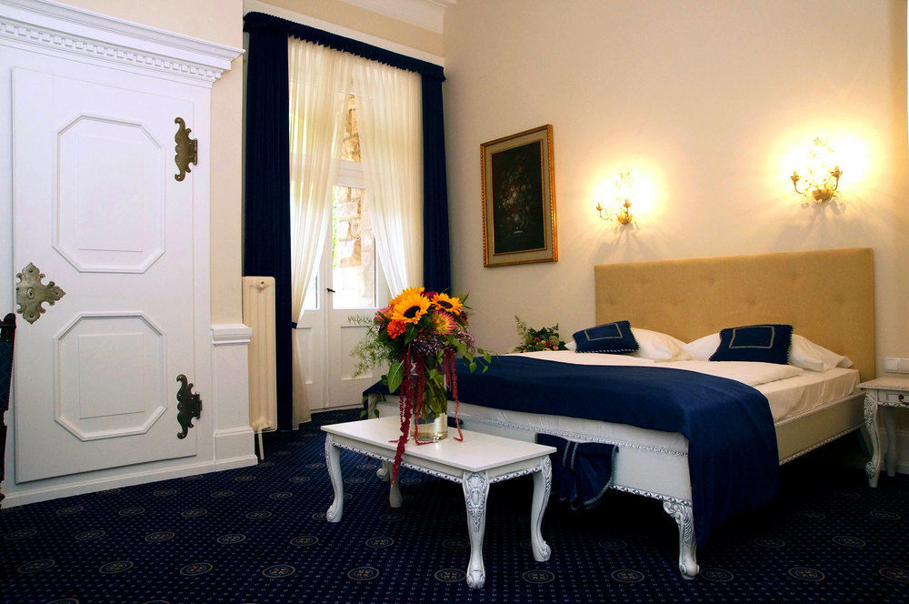 Schloss Hotel Wolfsbrunnen Schwebda Esterno foto